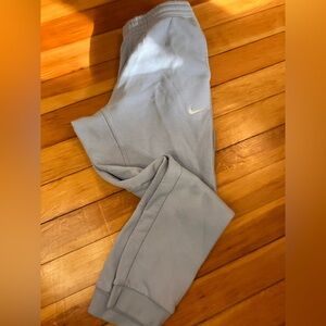 NEW Women’s Nike sweatpants! Large